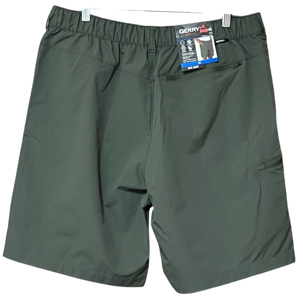 Gerry Tech Shorts 36 Green Gorpcore Outdoorcore Sportcore UV Stretch NWT